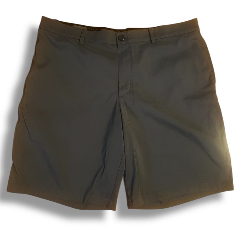 Nike Dri Fit Men’s Golf Chino Shorts Gray Standard Fit Stretch Sporty Size W40